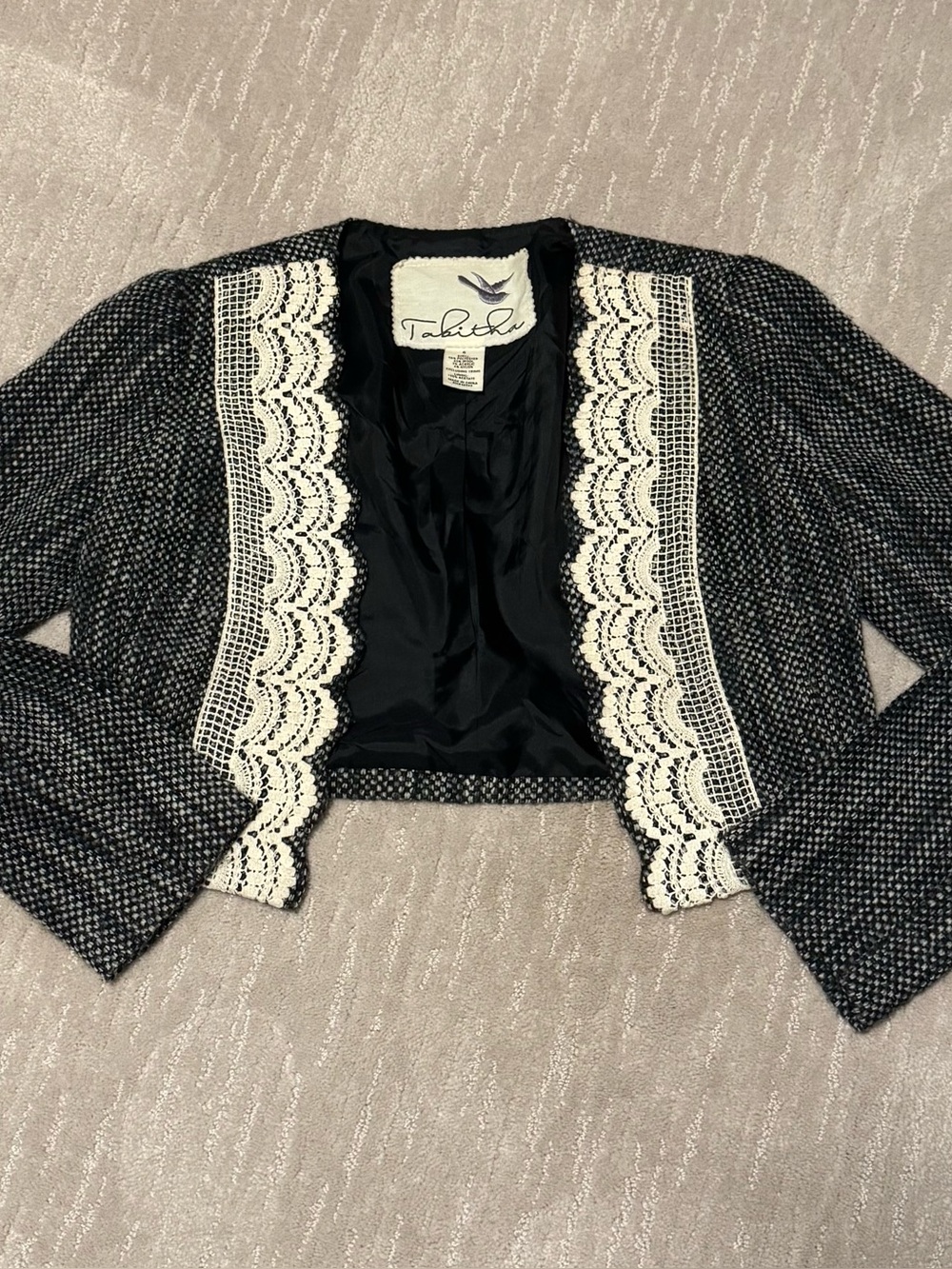 Vintage Anthropologie Tabitha Cropped Lace Trim Jacket Size 6 EUC